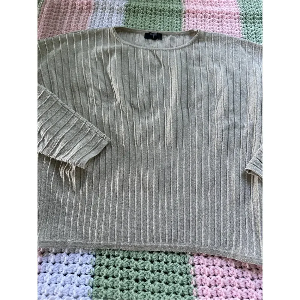 Women’s Medium Tahari Gold Flecked Cropped Sweater Long Sleeve Dressy Stretchy